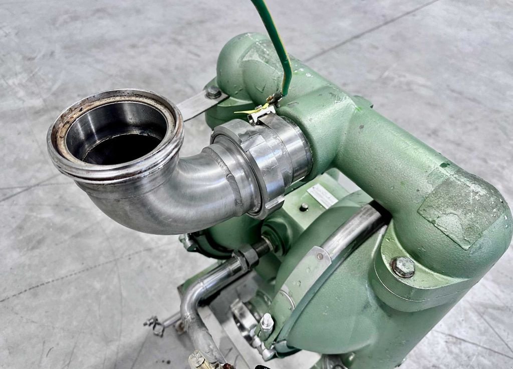 Beregnungspumpe des Typs Sonstige | DEPA PUMPEN - Pompe à membranes - DL 80, Gebrauchtmaschine in Monteux (Bild 2)